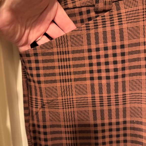Studio by Torrid Brown Glen Plaid Trouser Pants β 30S (Short Inseam) - Picture 7 of 12
